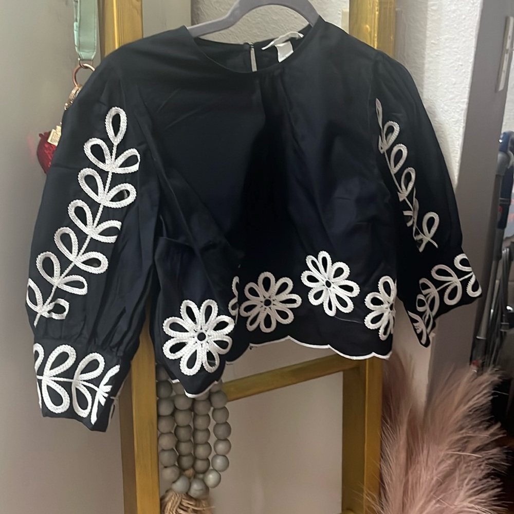 H&M crop top